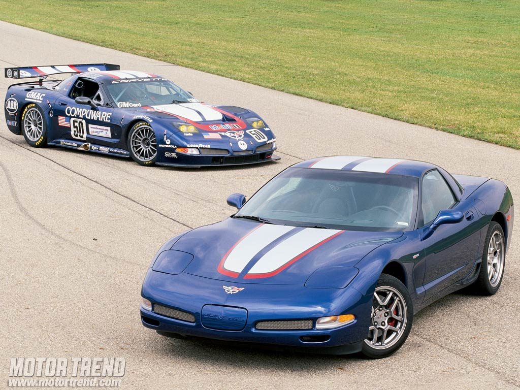 C5-R and the 2004 Chevrolet Corvette Z06 Le Mans Commemorative Edition